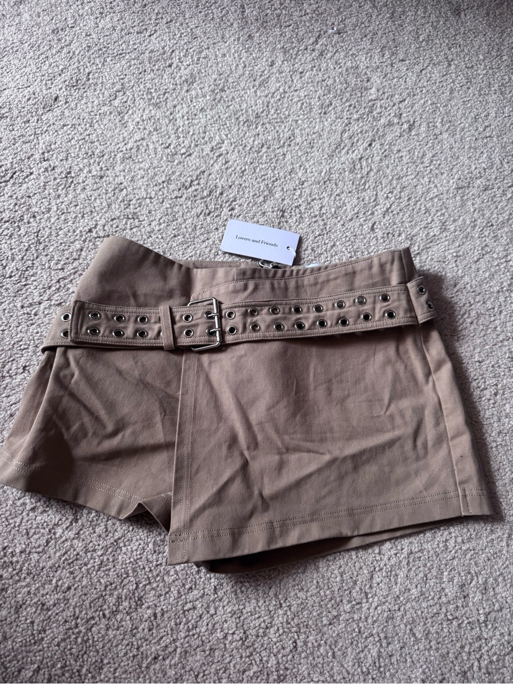 Lovers + Friends Beige High-Waist Grommet Belted Shorts. NEW WITH TAGS